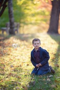 Kid fall photo session natural light in Rockford